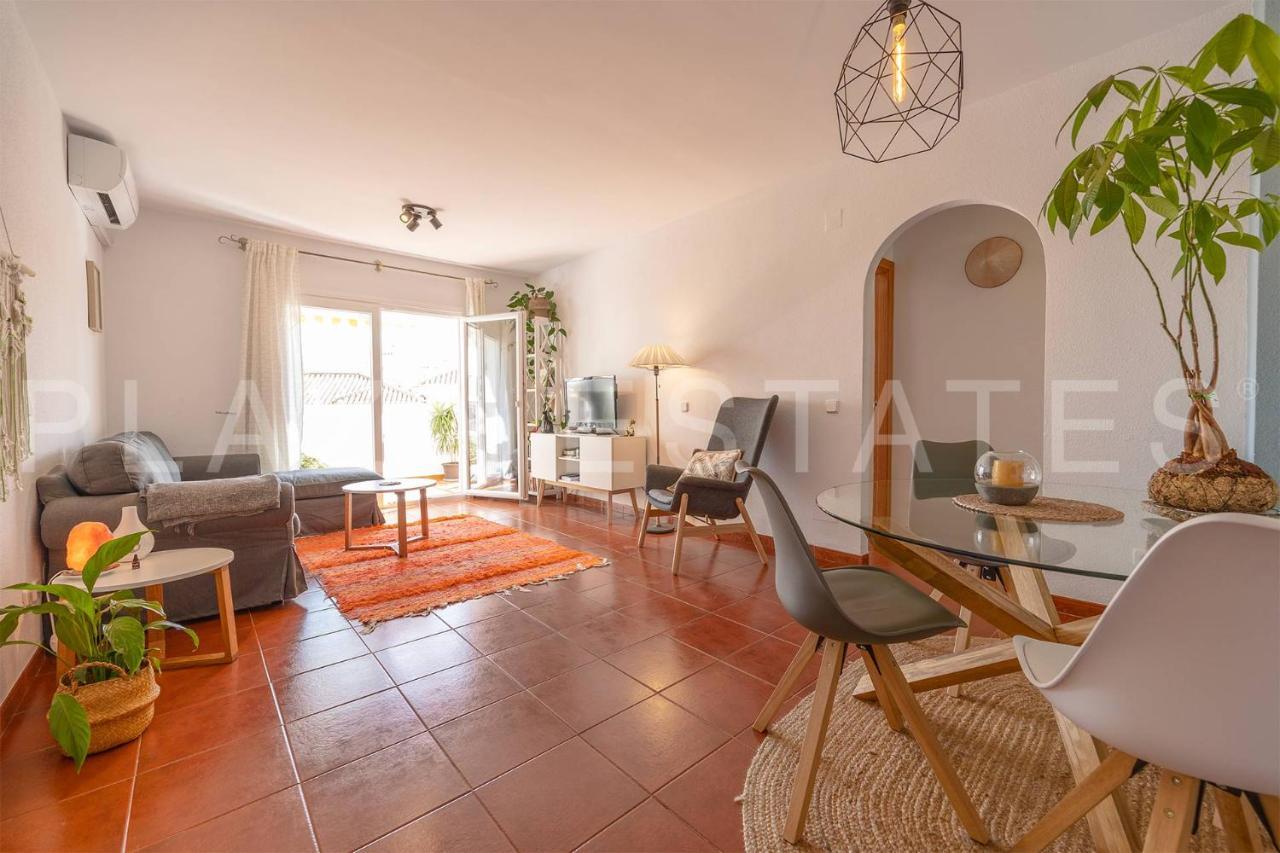 Bonito Piso A 300M De La Playa Nerja Apartment Luaran gambar