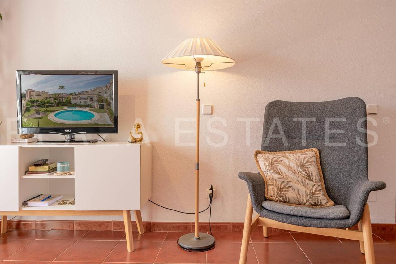 Bonito Piso A 300M De La Playa Nerja Apartment Luaran gambar