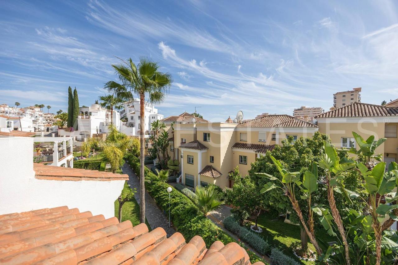 Bonito Piso A 300M De La Playa Nerja Apartment Luaran gambar