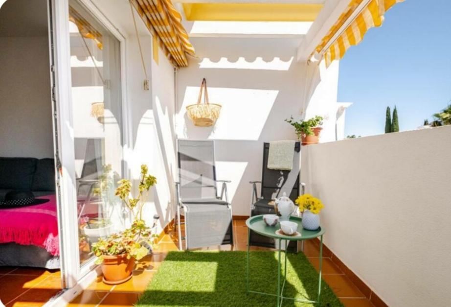 Bonito Piso A 300M De La Playa Nerja Apartment Luaran gambar