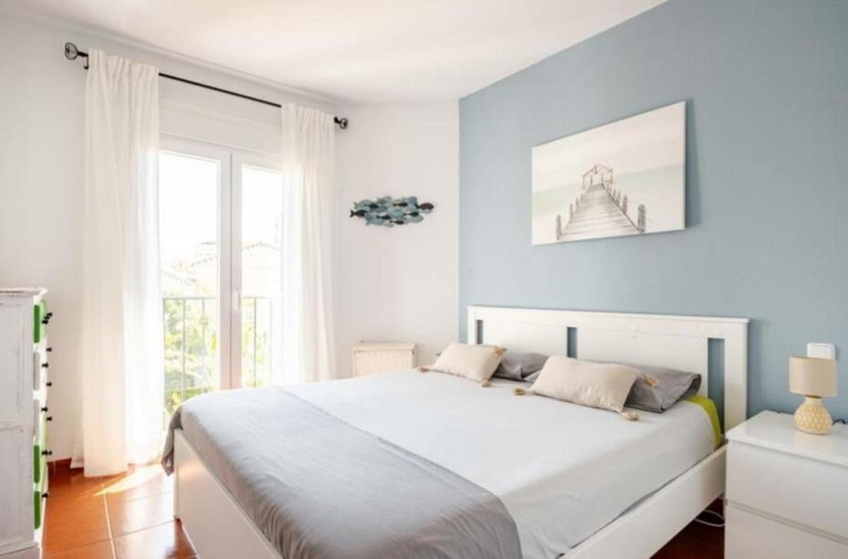 Bonito Piso A 300M De La Playa Nerja Apartment Luaran gambar