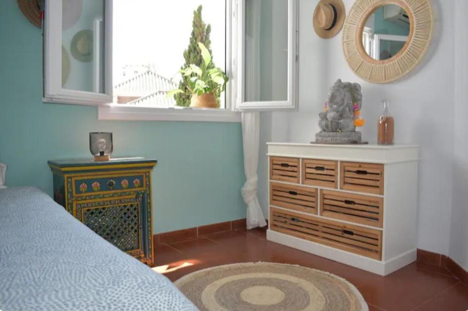 Bonito Piso A 300M De La Playa Nerja Apartment Luaran gambar